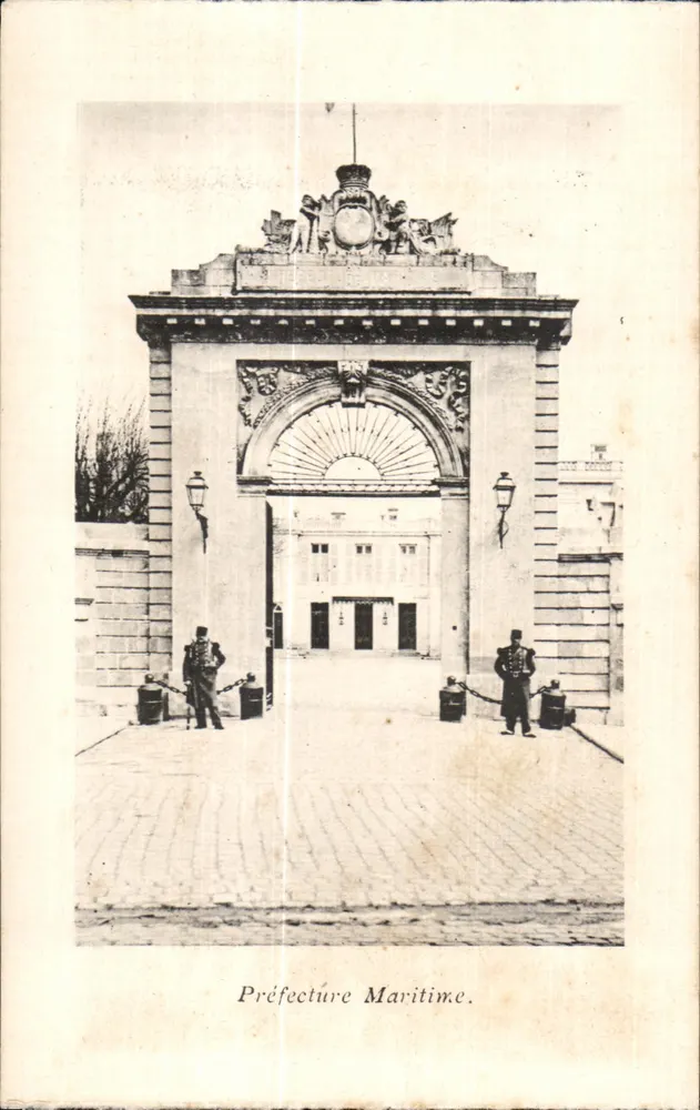 Prefeitura Marítima — entrada monumental com guardas — editor desconhecido, número de série não visível - Frente
