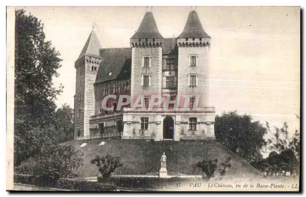 Pau - O Castelo, visto da Basse-Plante — LL - Frente
