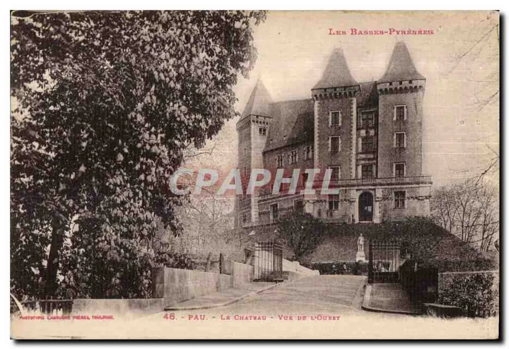 Pau - Das Schloss - Blick von Westen — Les Basses-Pyrénées, Verlag Artistic Cartes Pénal (Nr. 46) - Vorderseite
