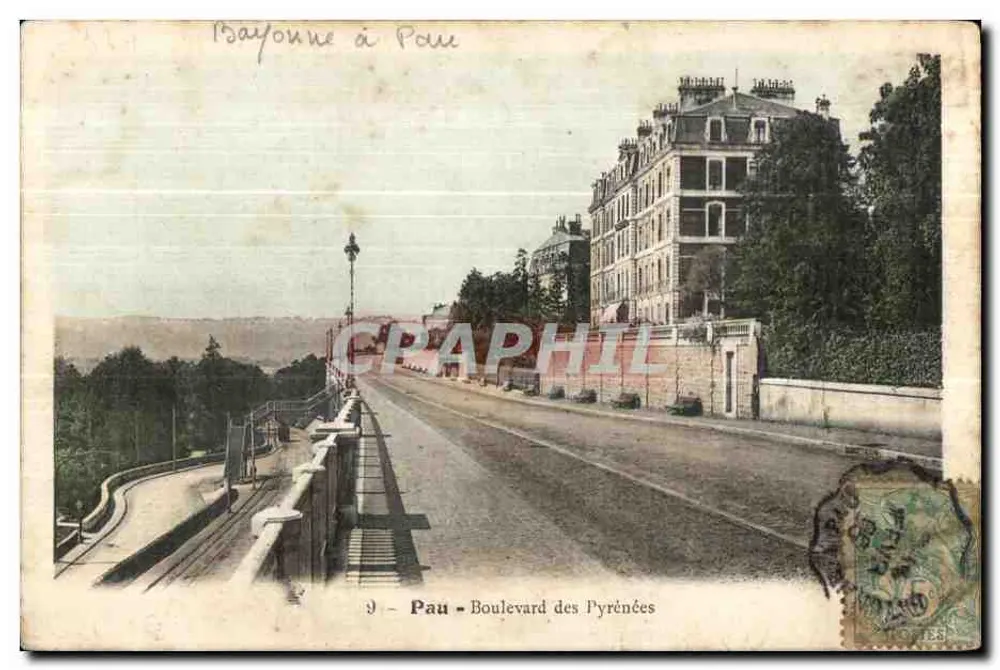 Pau - Boulevard dos Pirineus — vista do ponte — editor não identificado, número de série não visível - Frente