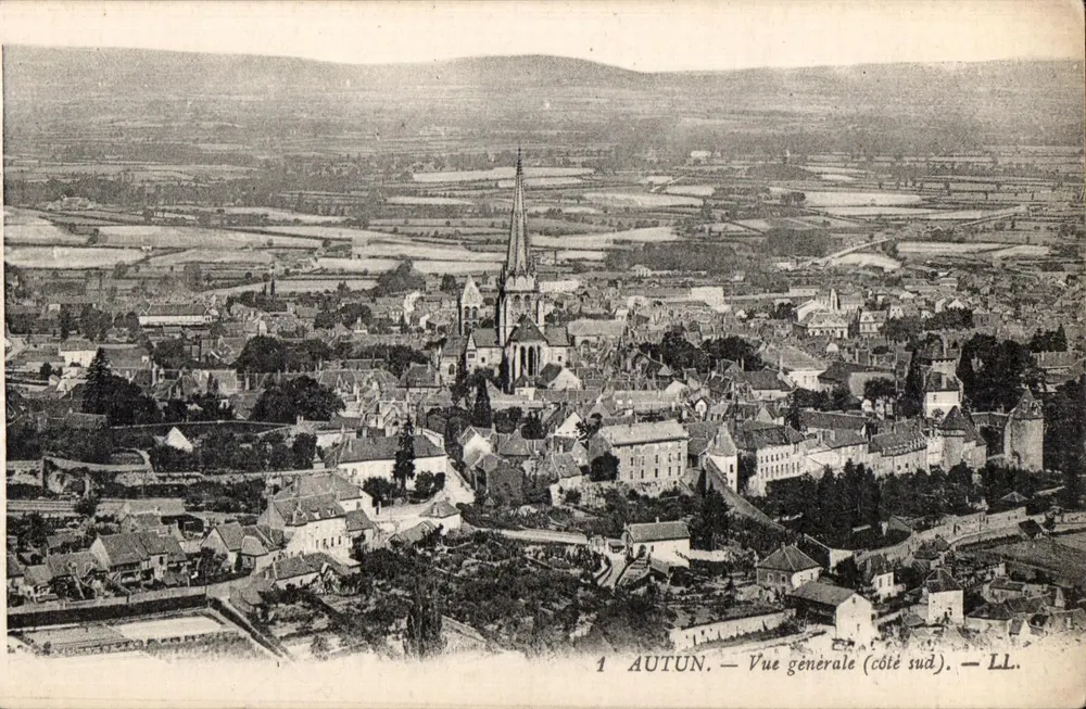 Autun — Vista geral (lado sul) — LL. - Frente