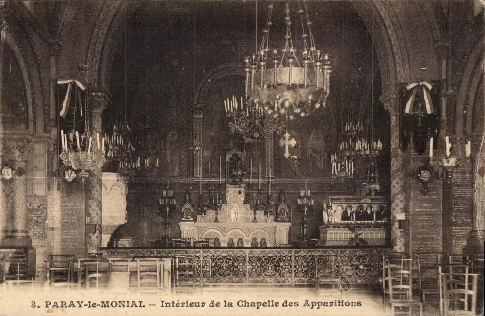 Paray-le-Monial — Innenansicht der Kapelle der Erscheinungen — Lib. Boutignole-Bonnat - Vorderseite