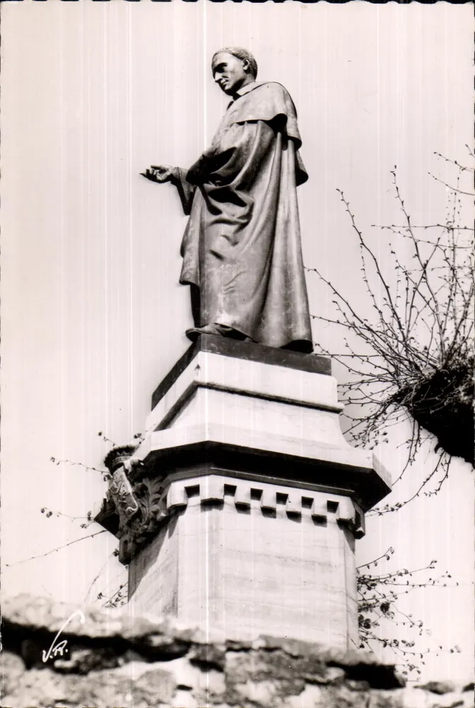 Flavigny (Côte-d'Or) — Statue des Vaters Lacordaire — Photo-Éditions de Bourgogne, Pontilly-sur-Auxons - Vorderseite