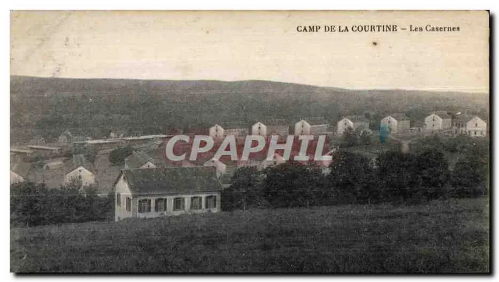 Camp de la Courtine — Die Kasernen - Vorderseite