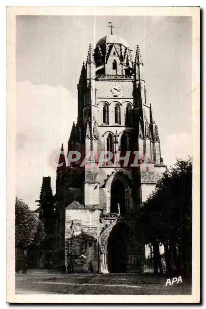 Igreja de São Pedro de Laon — torre e portão — editor APA - Frente
