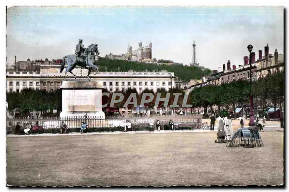 Place de la Concorde — Reitstatue - Vorderseite