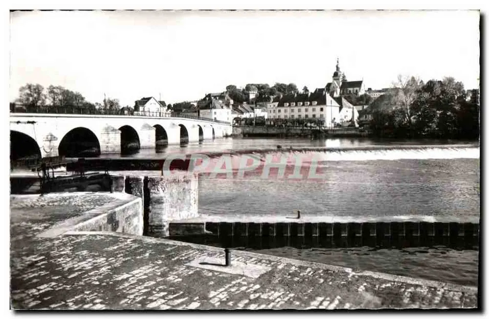 Brücke über die Loire — Blick auf die Stadt — Graphphil - Vorderseite