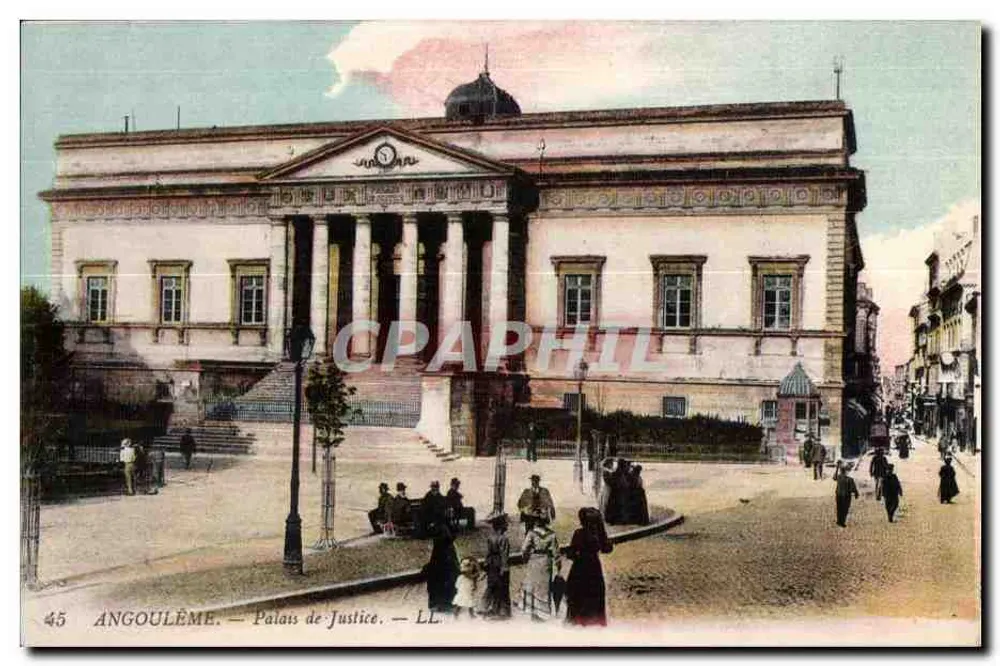 Angoulême — Palácio de Justiça — LL - Frente