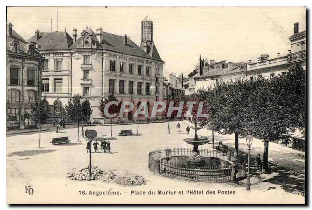 Angoulême — Place du Murier und das Hotel der Post - Vorderseite