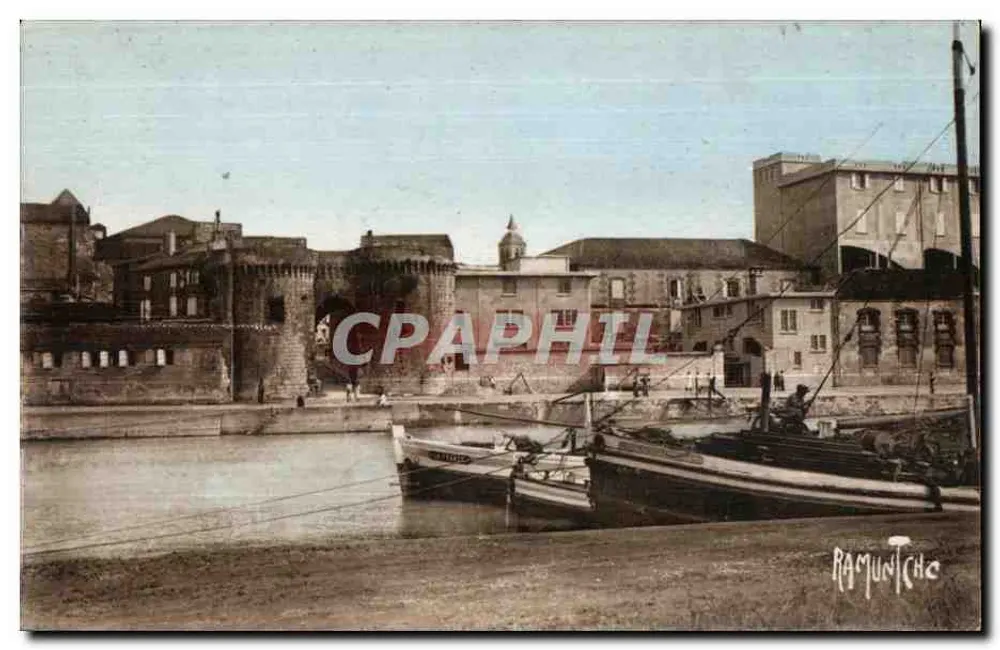 Porto de Toulouse — vista do cais e dos barcos — Ramuntcho - Frente
