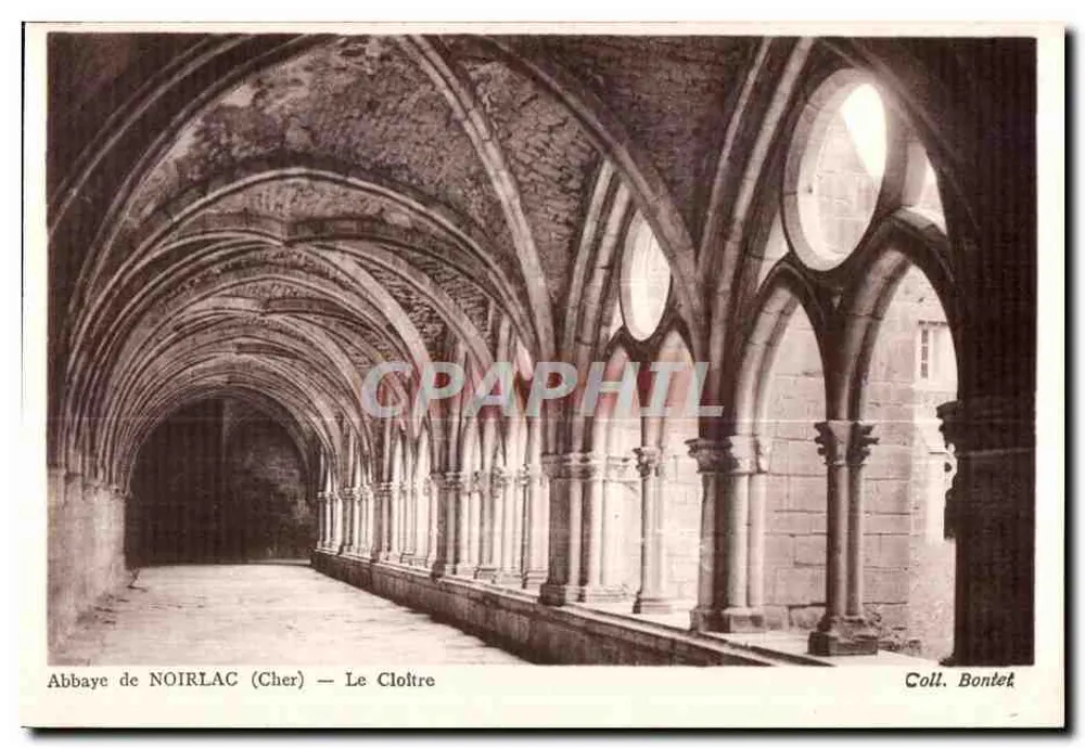 Abadia de NOIRLAC (Cher) — O Claustro — Col. Bontet - Frente