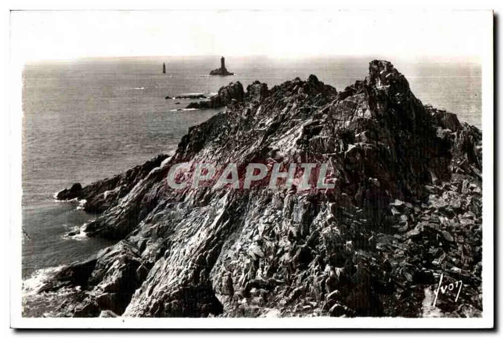Leuchtturm der Île de Sein — Aussicht von den Felsen — Graphphil n° 1007 - Vorderseite