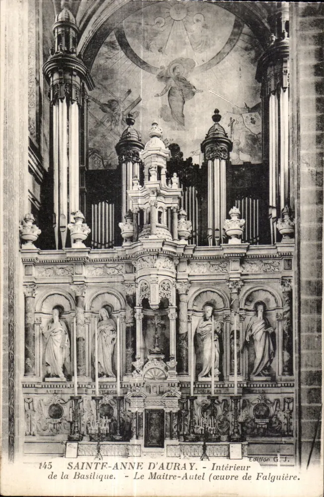 Sainte-Anne d'Auray — Innenansicht der Basilika — Der Hauptaltar (Werk von Falguière) — Edition G.J. - Vorderseite