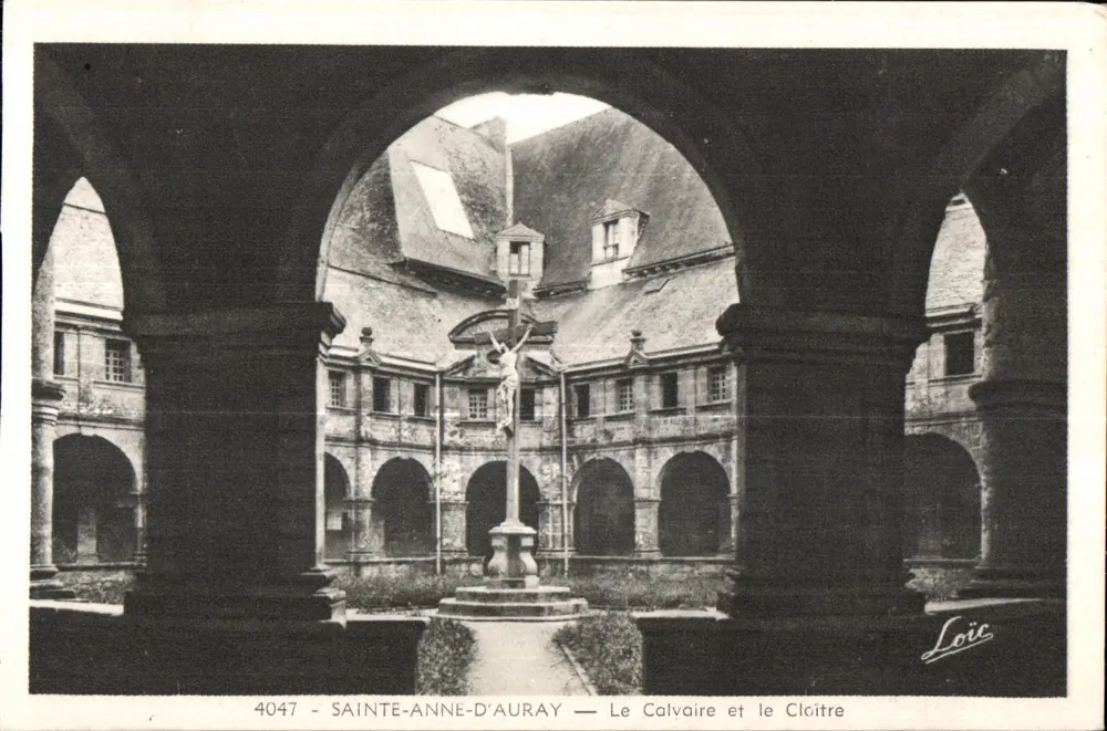 Sainte-Anne-d'Auray — O Calvário e o Claustro — Ed. Loïc, n° 4047 - Frente