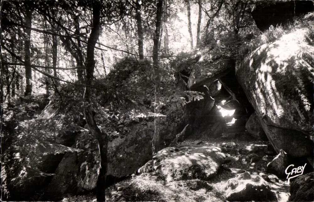 Gruta de Artus — Finistère — Edições Caby - Frente