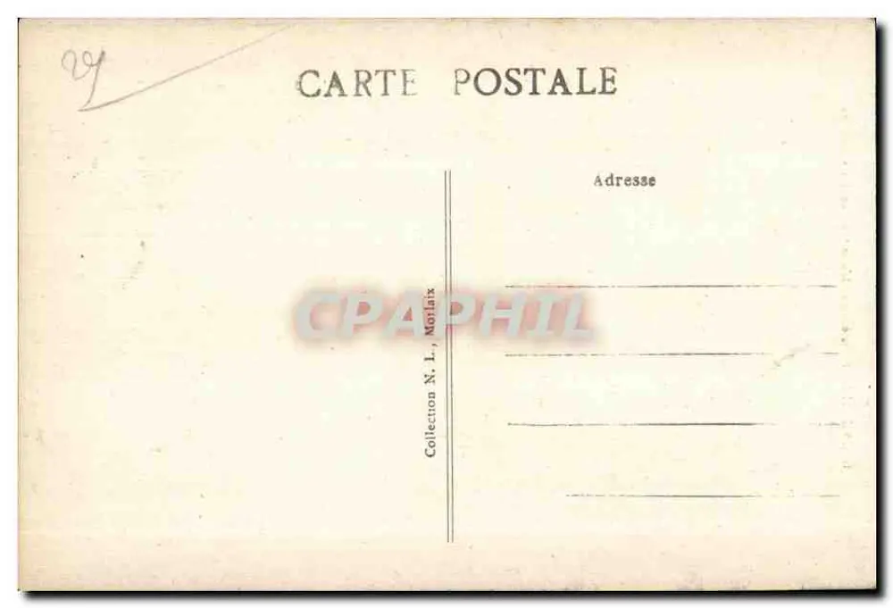 Lampaul (Finistère) — Das Ossarium und die Calvaires - Rückseite