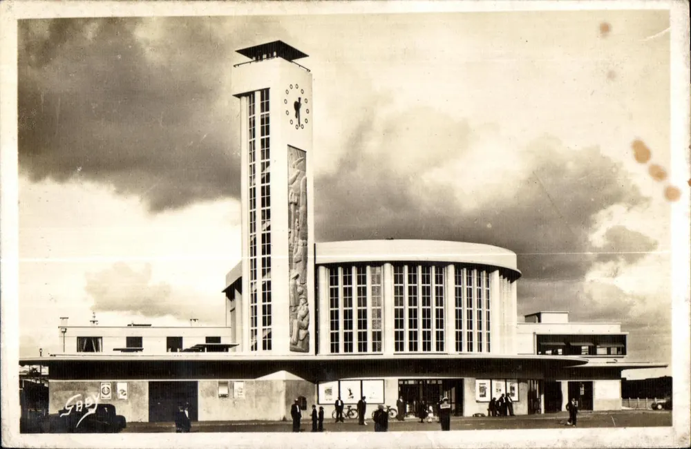 Brest - A Estação — Urbain Cassan, arquiteto — Edições G. Artaud, Nantes - Frente