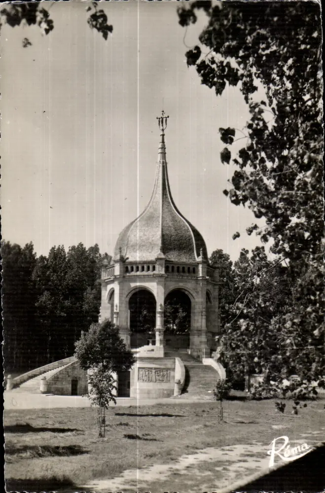 Sainte-Anne-d'Auray — Denkmal für die Toten — Verlag RÉMA, Nr. 2691 - Vorderseite