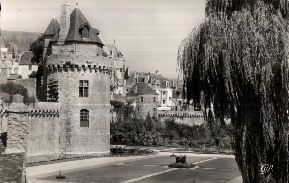 Vannes — Die Gärten und die Mauern — Réal-Photo - Vorderseite