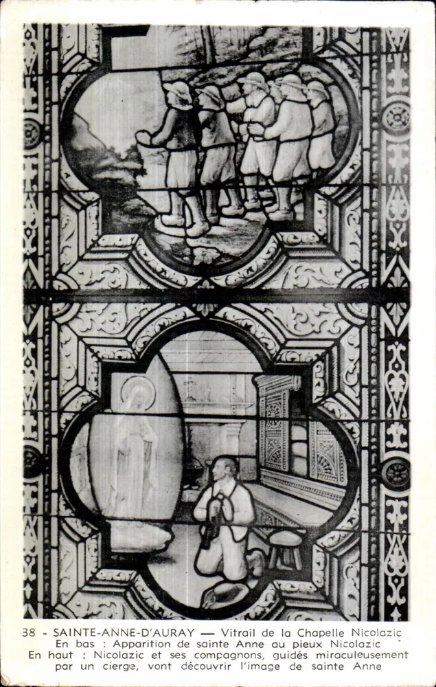 Sainte-Anne-d'Auray — Glasfenster der Nicolazikapelle - Vorderseite