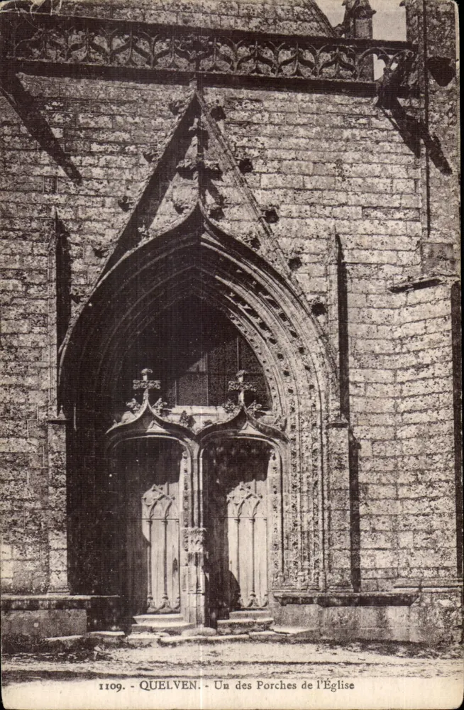 Quelven - Eines der Portale der Kirche — n° 1109 - Vorderseite