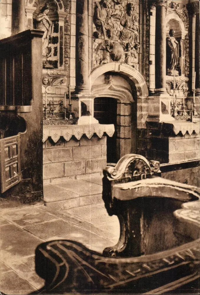 Kirche von ROCHEFORT-en-TERRE — Innenraum — Éditions Artisitiques Raymond Bergevin, n° 3504 - Vorderseite
