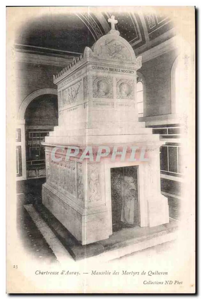 Chartreuse d'Auray — Mausoleum van de Martelaren van Quiberon — Collecties ND Phot - Voorkant