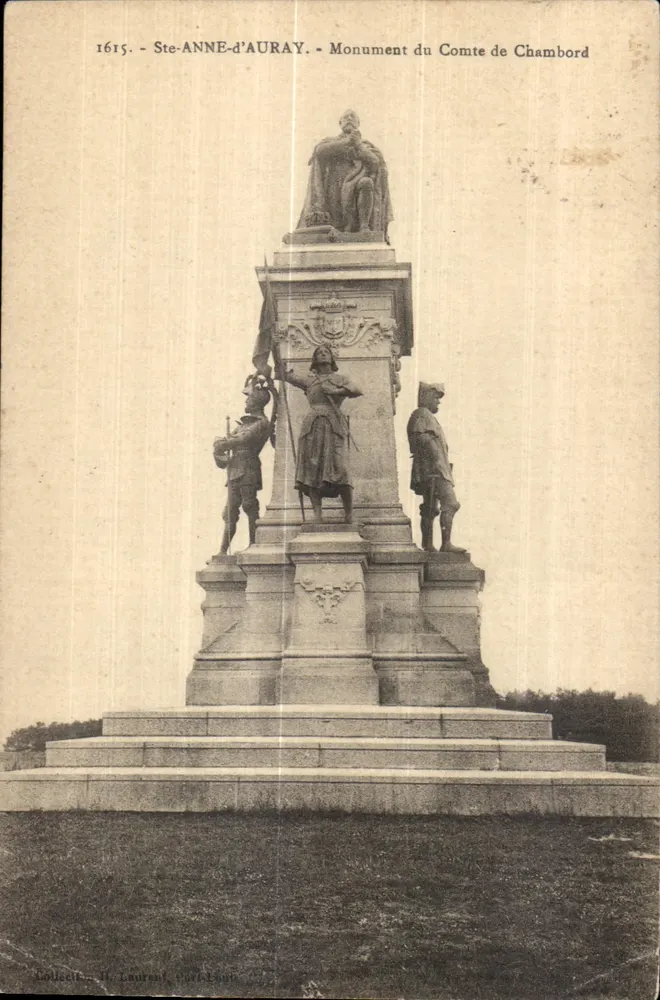 Ste-ANNE-d'AURAY - Monumento do Conde de Chambord - Frente