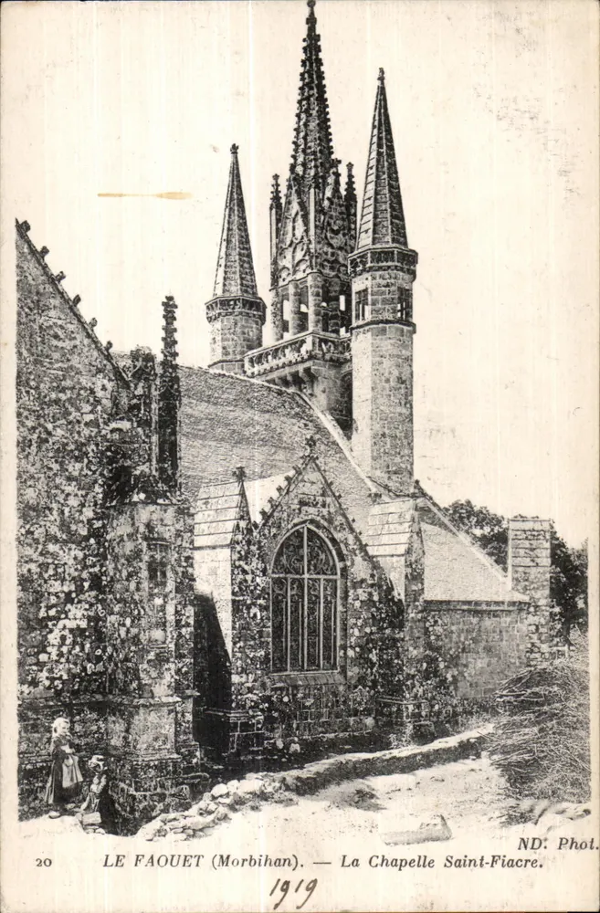 Le Faouët (Morbihan) — Kapelle Saint-Fiacre — ND. Fotografie - Vorderseite