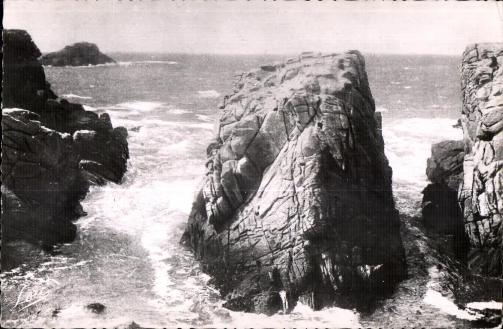 Halbinsel Quiberon — Felsen und Wellen — Edition MESNY, Nr. 1206 - Vorderseite