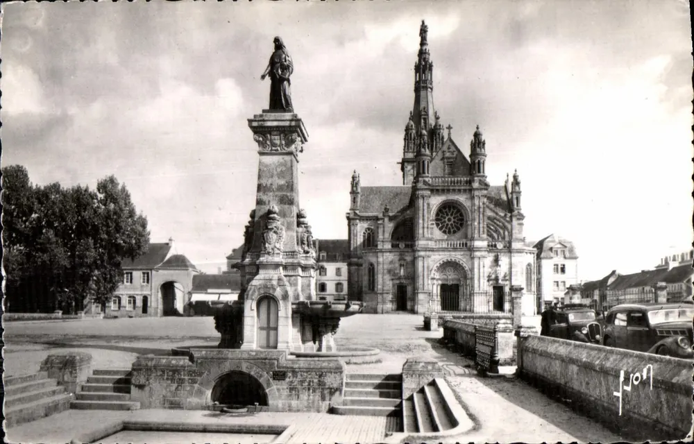 Sainte-Anne d'Auray — Die Fontäne und die Basilika — Editions d'Art - Vorderseite