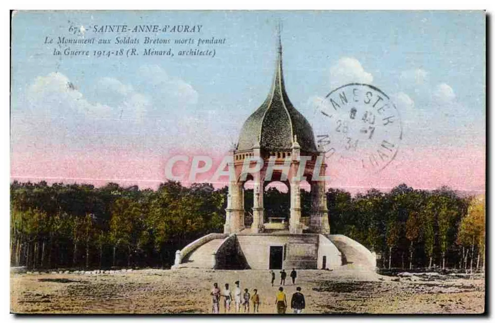Sainte-Anne-d'Auray — Denkmal für verunglückte bretonische Soldaten während des Krieges 1914-18 (R. Ménard, Architekt) - Vorderseite