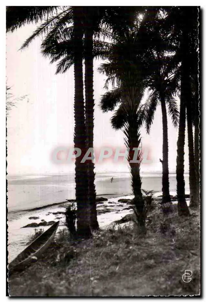 Um Conakry — Sonnenlichteffekt am Strand — Cliché P. Garnier - Vorderseite