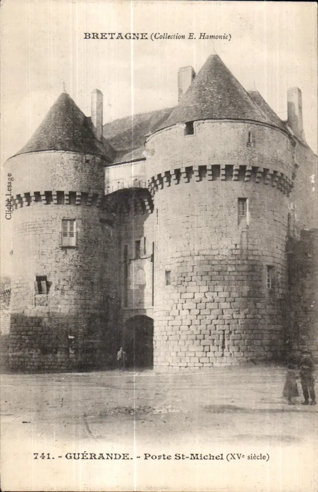 Guérande - Porta St-Michel (século XV) — Coleção E. Hamonic — Cliché Lessage n°741 - Frente