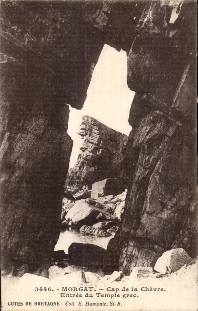 Cabo da Cabra — Entrada do Templo Grego — Coll. E. Hamonic, St-B. - Frente
