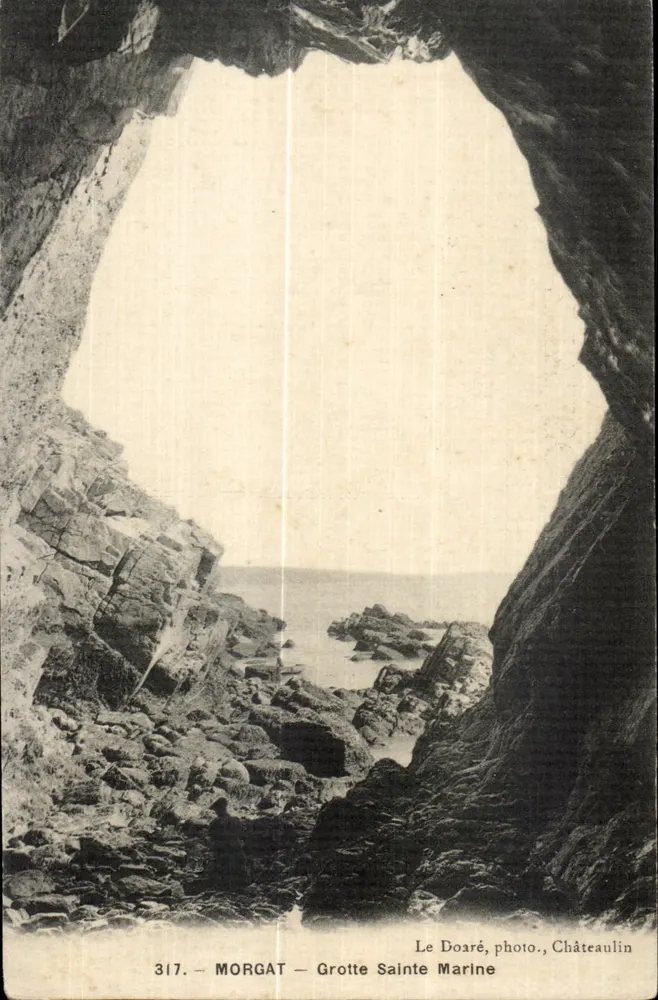 Morgat — Gruta Santa Marinha — Le Doaré, foto, Châteaulin - Frente