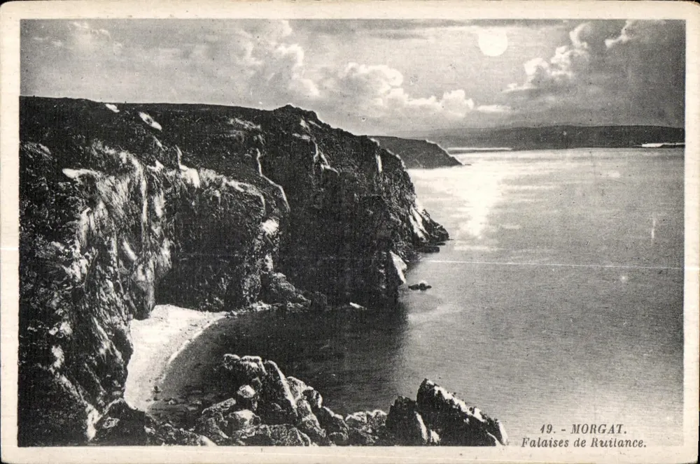 Falésias de Ruitlance — Morgat — G. Arraud, editor - Frente