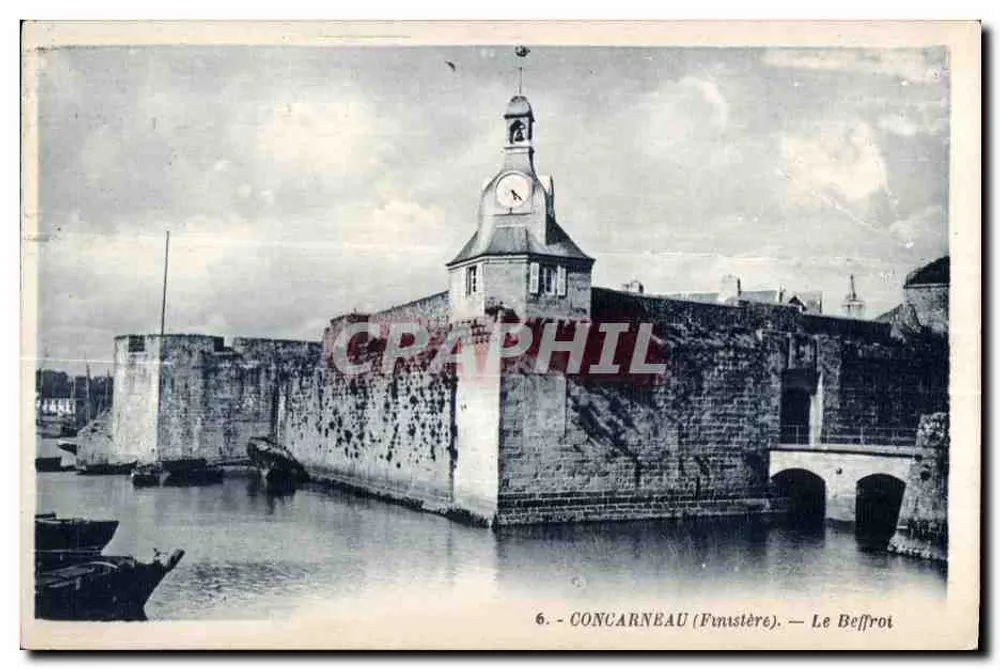 Concarneau (Finistère) — O Sino da Torre - Frente