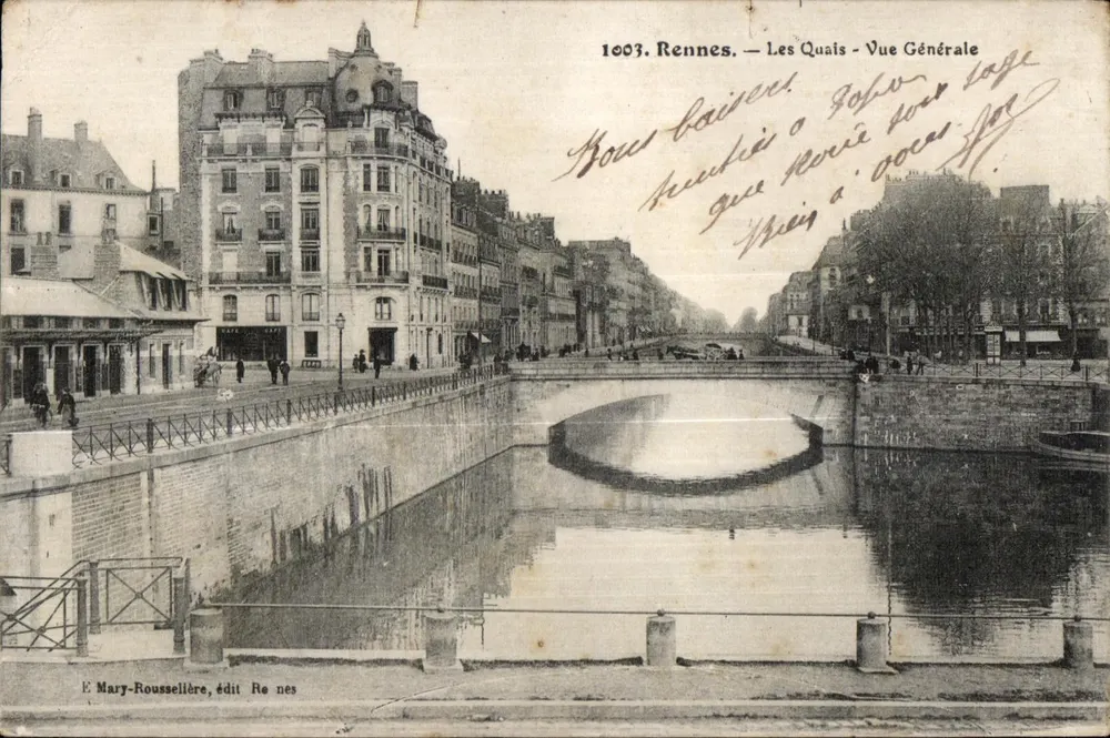 Rennes — Les Quais — Vue Générale — Éditeur E. Mary-Roussellière, Rennes - Voorkant