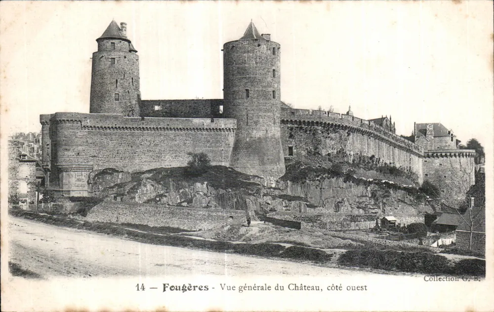 Fougères — Allgemeiner Blick auf den Schloss, Westseite — Sammlung G.B. — Nr. 14 - Vorderseite