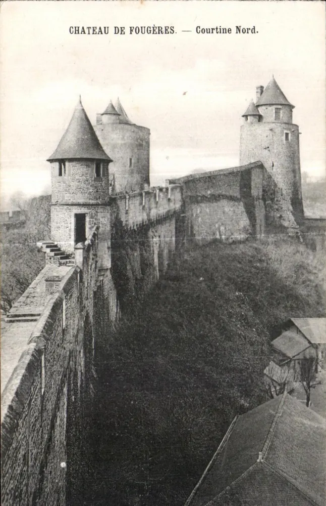 Schloss Fougères — Nordseite — Verleger: Syndicat d'initiative, n° 66 - Vorderseite