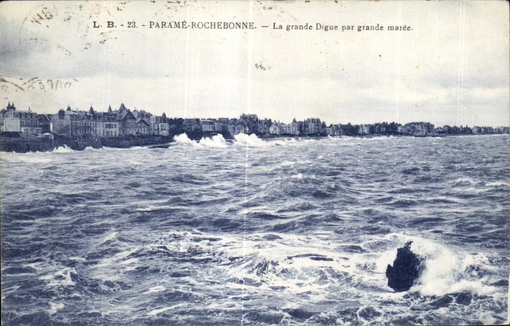 Paramé-Rochebonne — A grande Digue durante grande maré — Edição Le Breton - Frente