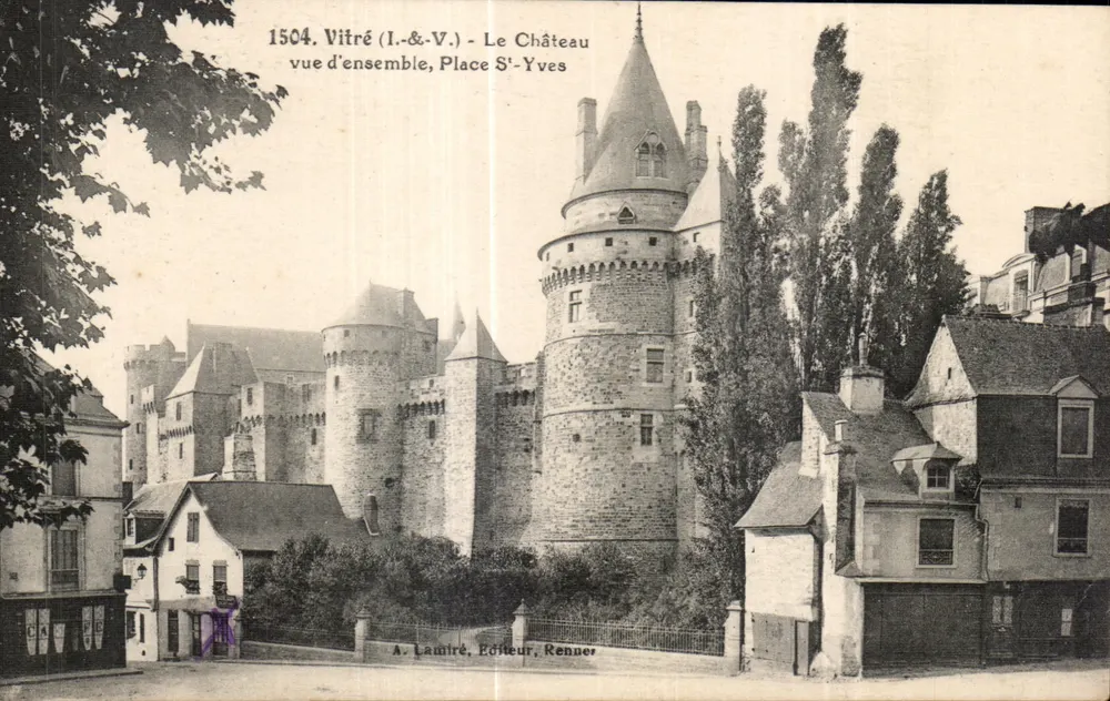 Vitré (I.&V.) - O Castelo vista geral, Praça S'-Yves — A. Lamiré, Editor, Rennes - Frente