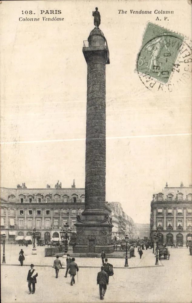 Paris — Coluna Vendôme — A. P. - Frente