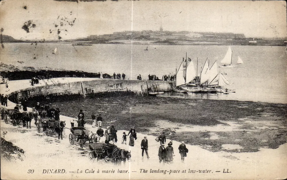 Dinard — Die Cale bei Ebbe — LL. - Vorderseite