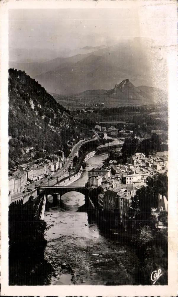 Foix - Tal der Ariège — Ansicht des Rocher St-Sauveur — C.A.P. (51) - Vorderseite