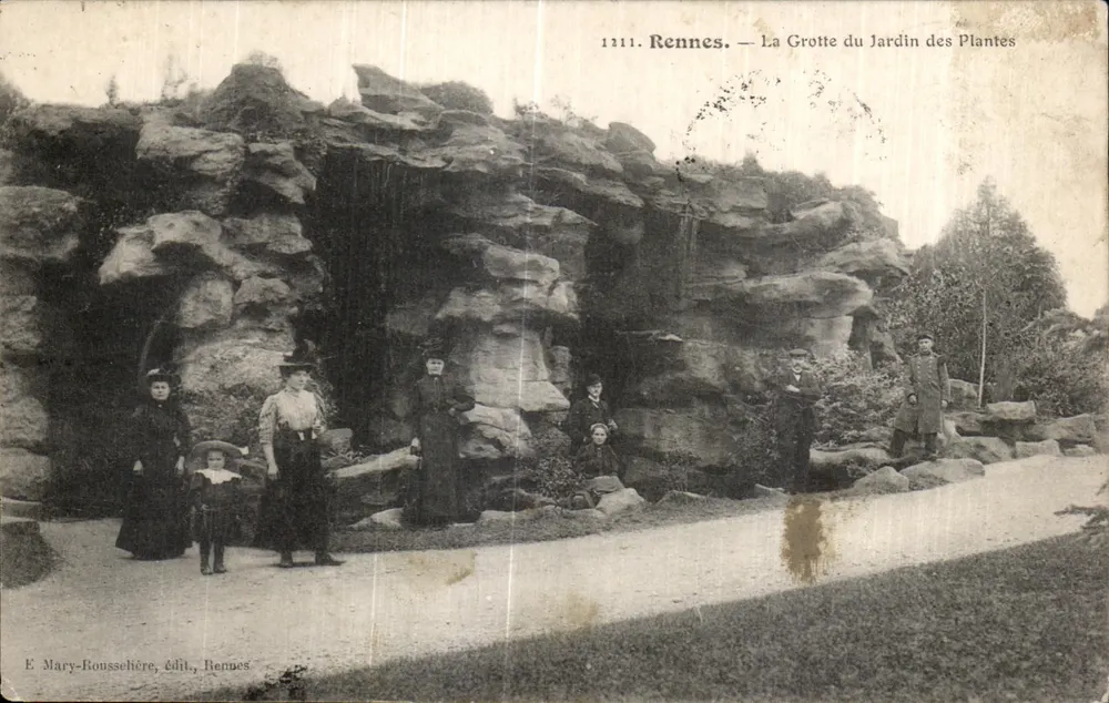 Rennes — Die Höhle des Jardin des Plantes — E. Mary-Rousselière, Verlag, Rennes - Vorderseite