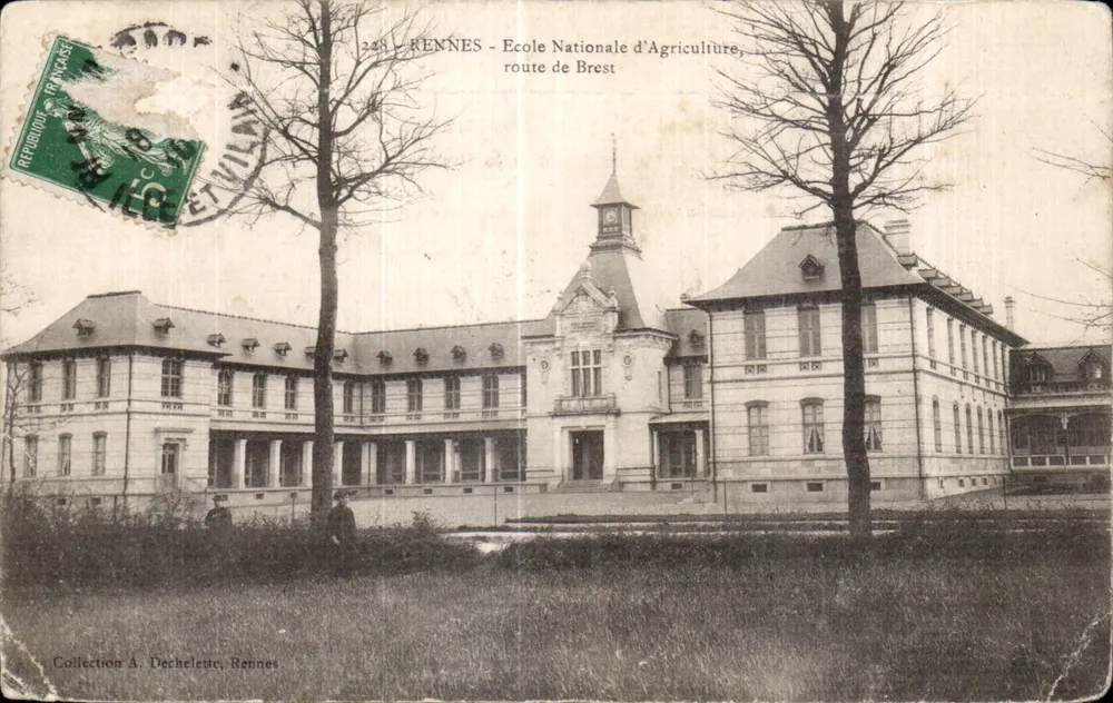 Rennes - École Nationale d'Agriculture, route de Brest — éditeur Collection A. Dechelette, Rennes, n° 2248 - Vorderseite