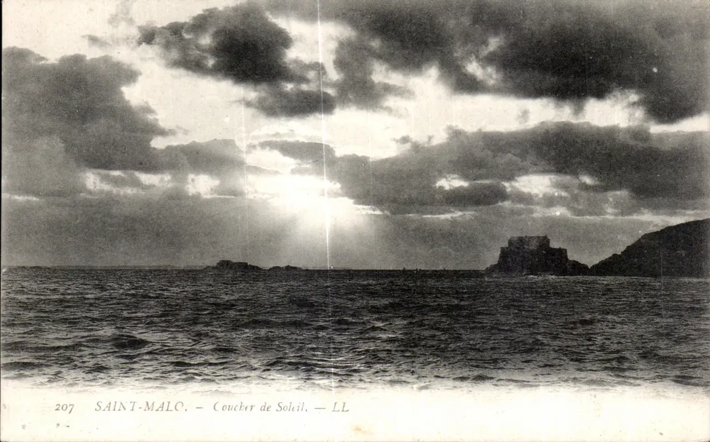 Saint-Malo — Puesta de Sol — LL, n° 207 - Anverso