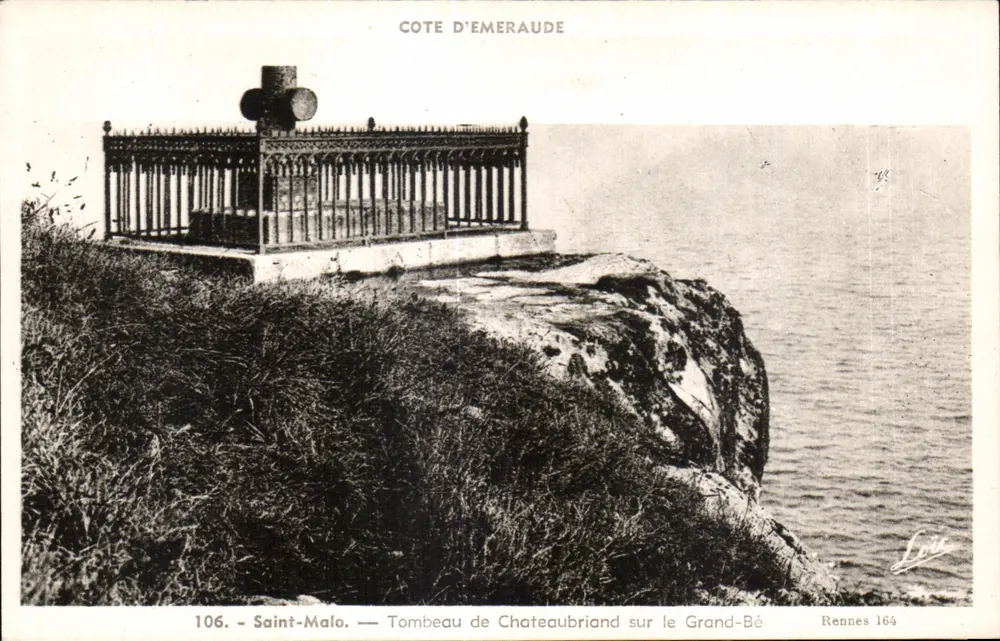 Saint-Malo — Grabmal von Chateaubriand am Grand-Bé — Küste von Émeraude — Rennes 164 - Vorderseite